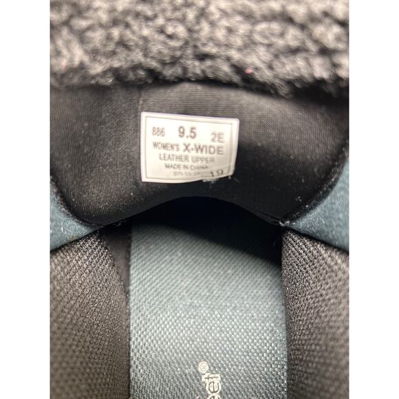 Orthofeet Women's Florence Gray /Black Boots SZ 9.5 2E Extra Wide Suede - Picture 8 of 8